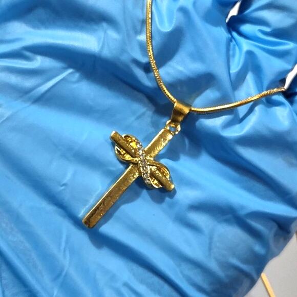 18k Gold Plated Necklace Infinity Cross Christian Zircon Valentines Gift - NEW main image 3
